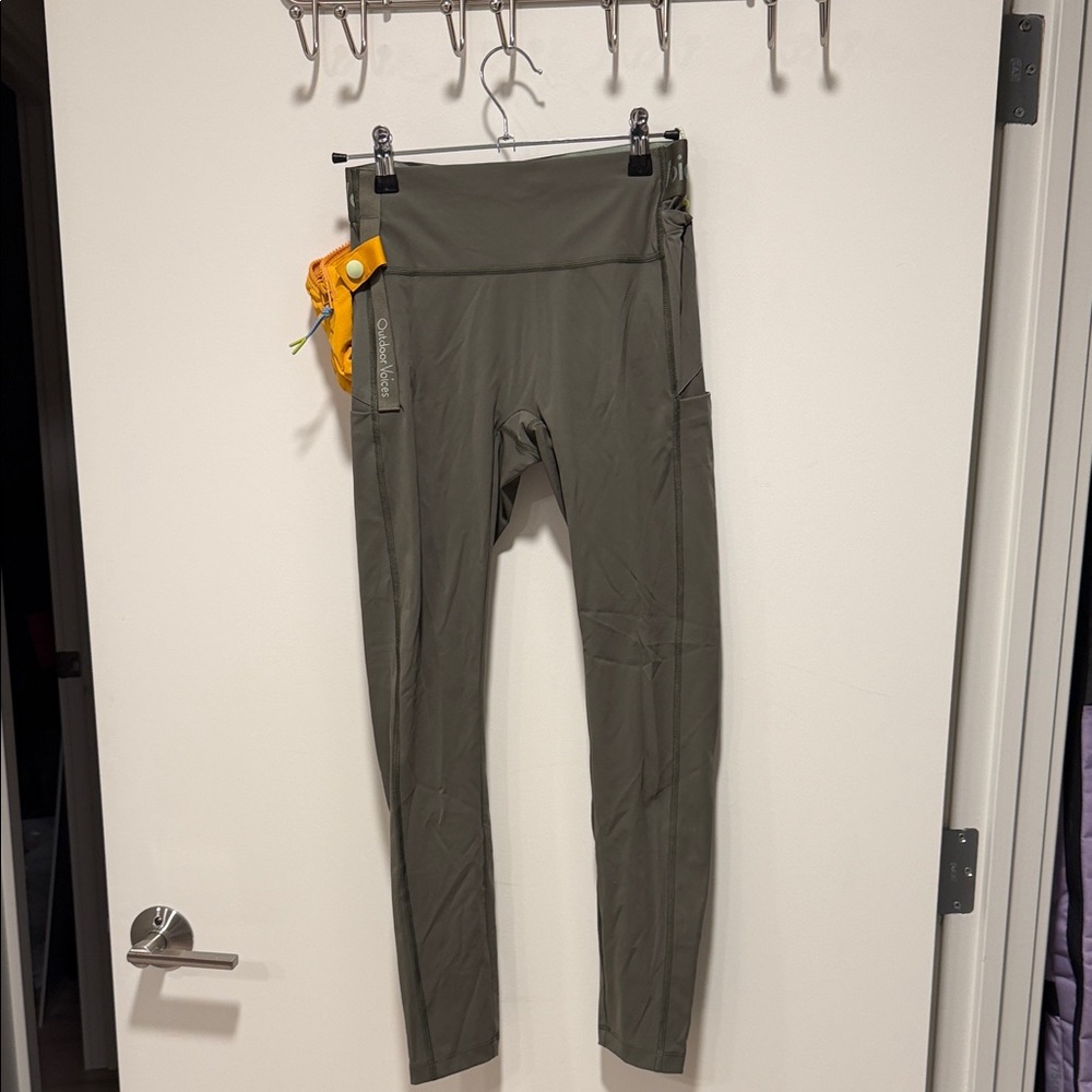 Outdoor Voices snack Leggings